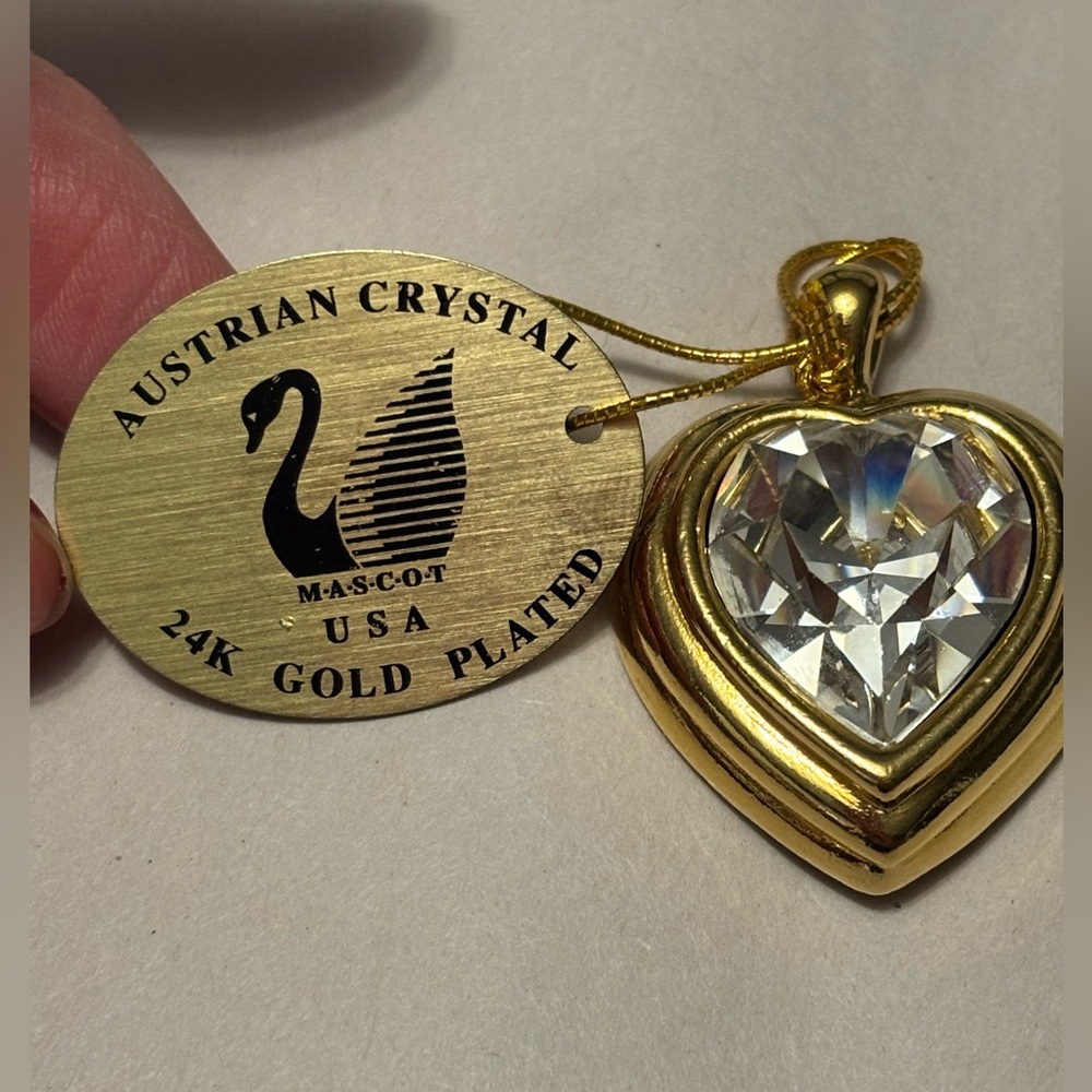 Gold plate Heart Pendant with Austrian Crystal